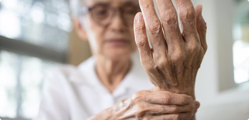 rozdíl mezi artritidou a artrózou
